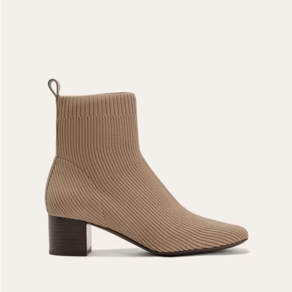 Everlane The Glove Boot in Tan Mocha